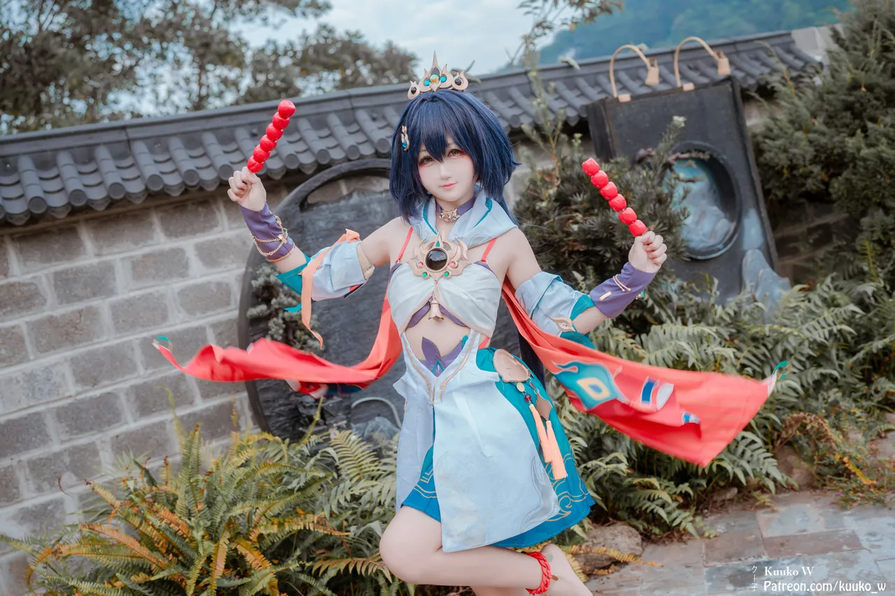 Kuuko W - Yunli-erohere1.webp